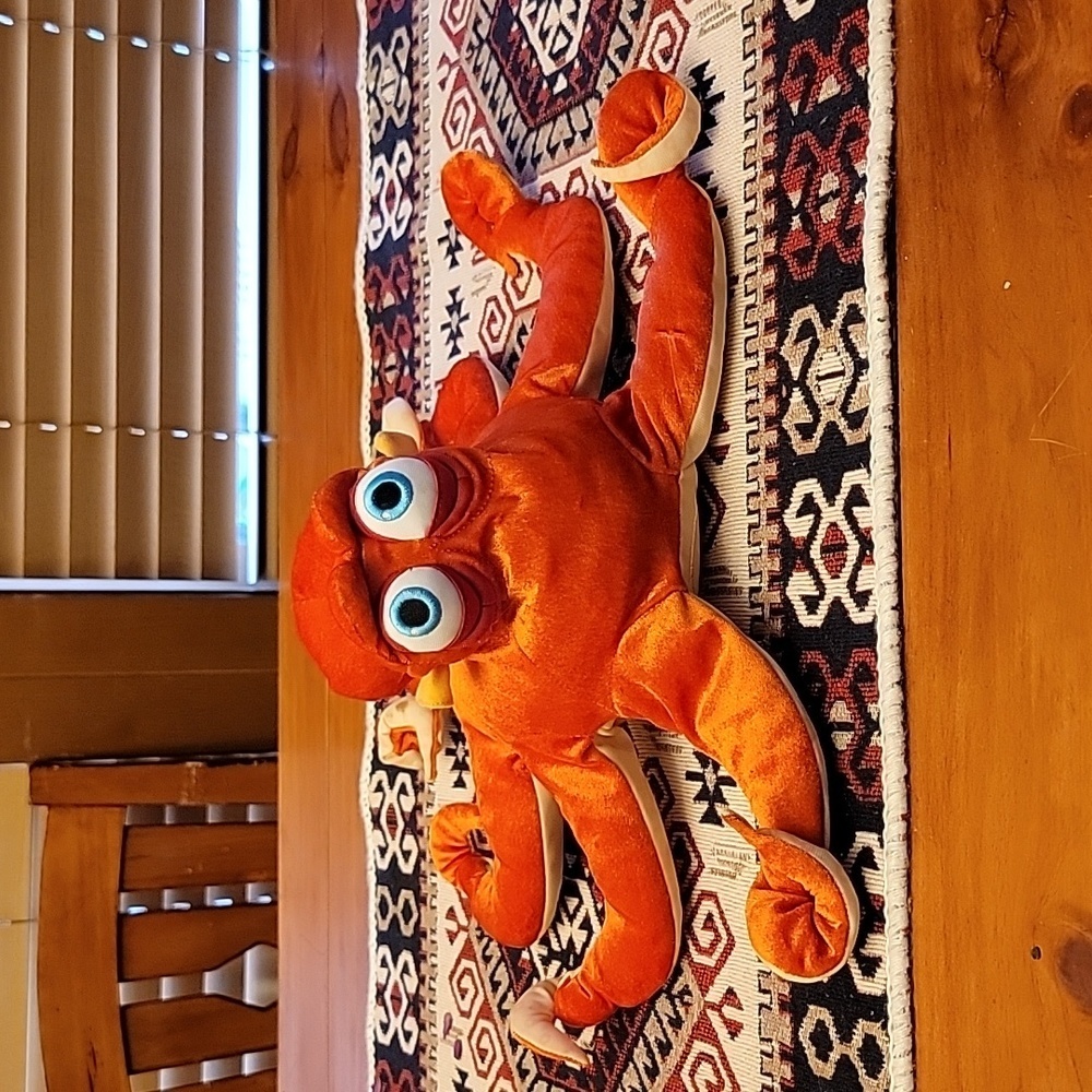 Disney Pixar Hank the Octopus Finding Dory